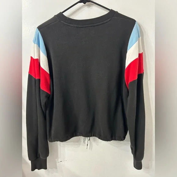 Levi’s XS pull on crew neck crop sweatshirt - Picture 2 of 6